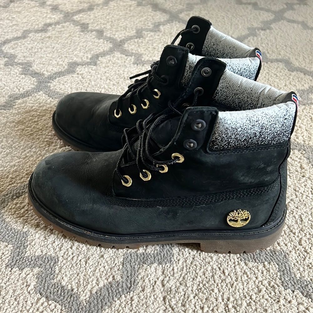 Timberland X NBA Toronto Raptors boys size 7 women size 9 Boots Black in GUC